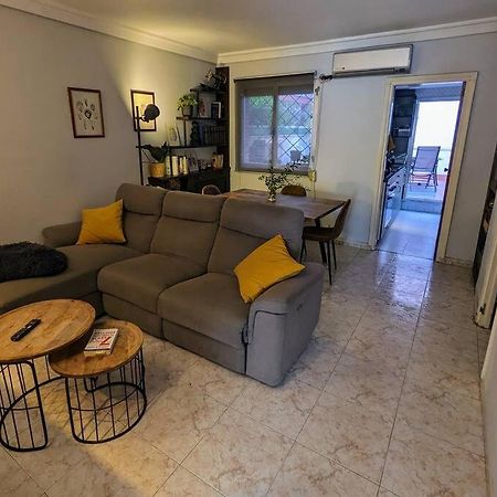 Acogedor Apartamento Y Parking Madrid Bagian luar foto